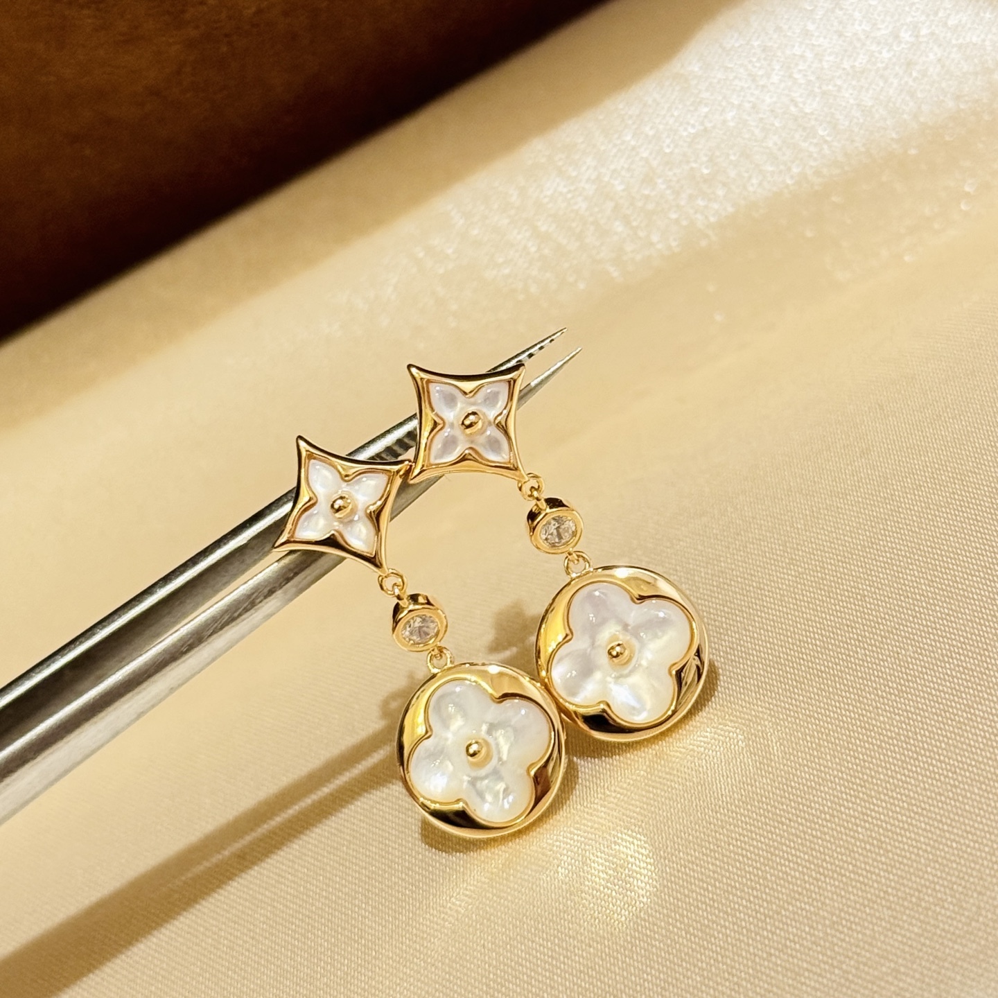 ルイ・ヴィトン「Louis Vuitton」Monogram Flower ピアス