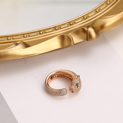 カルティエ「Cartier」Panthère de Cartier フルダイヤモンドリング