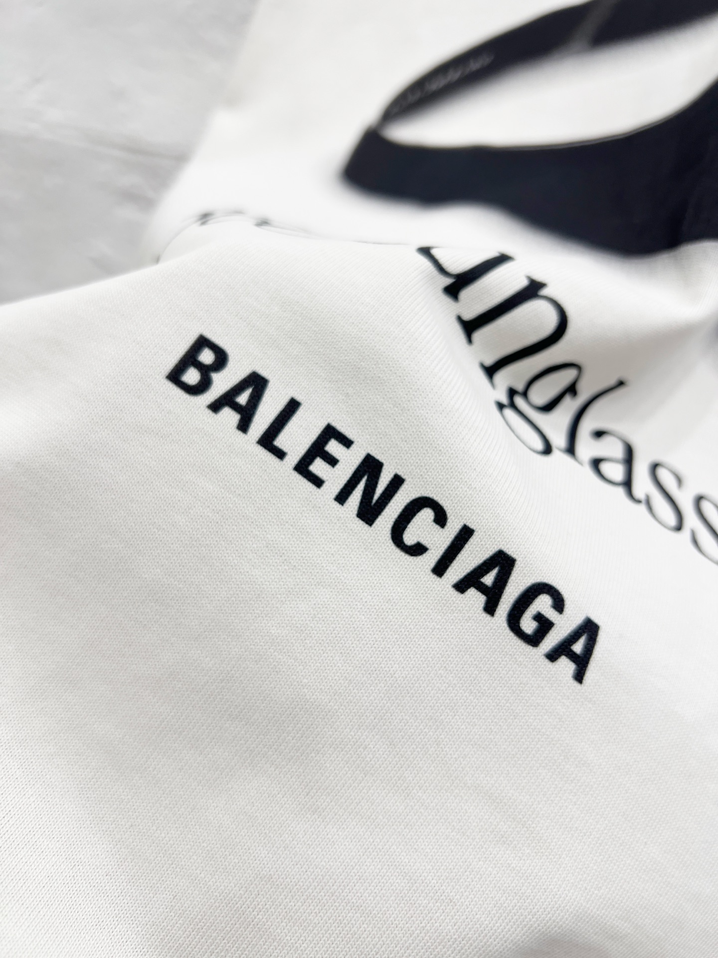 バレンシアガ「Balenciaga」ハイネックプレミアムコットン半袖Tシャツ