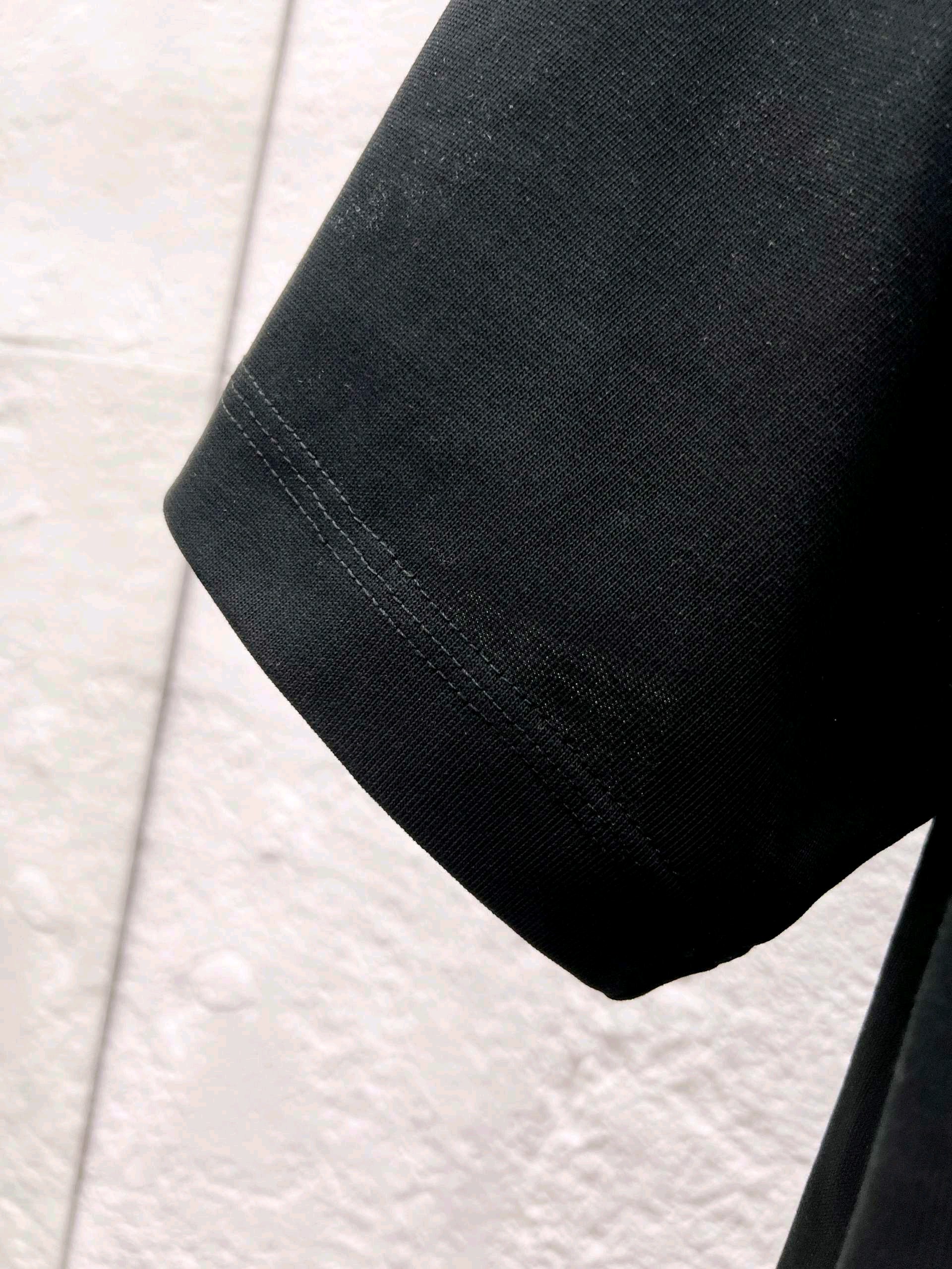 ルイ・ヴィトン「Louis Vuitton」ハイネックプレミアムコットン半袖Tシャツ