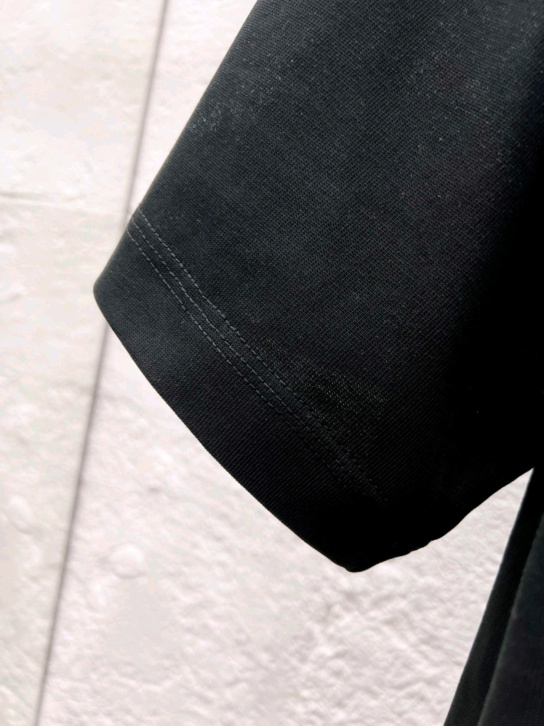 ルイ・ヴィトン「Louis Vuitton」ハイネックプレミアムコットン半袖Tシャツ