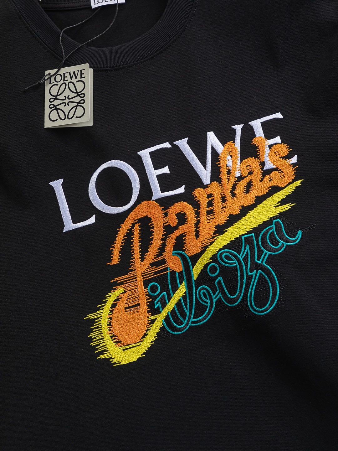ロエベ「Loewe」マルチカラー レター エンブロイダリー Tシャツ