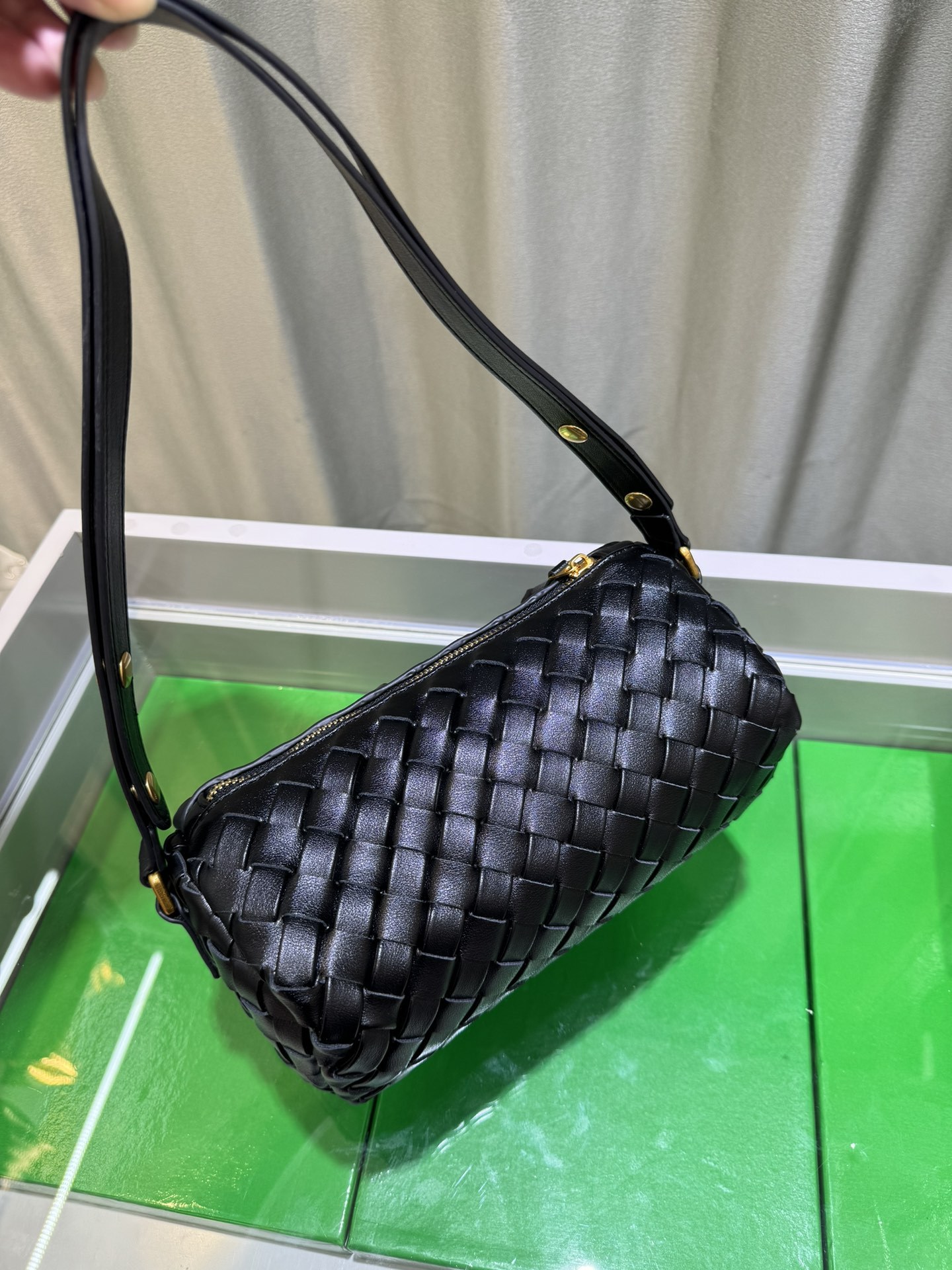 ボッテガ・ヴェネタ「Bottega Veneta」2024早秋 大中華区限定 ショルダーバッグ