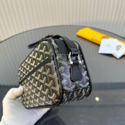 ゴヤール「Goyard」 Cap-Vert カメラバッグ