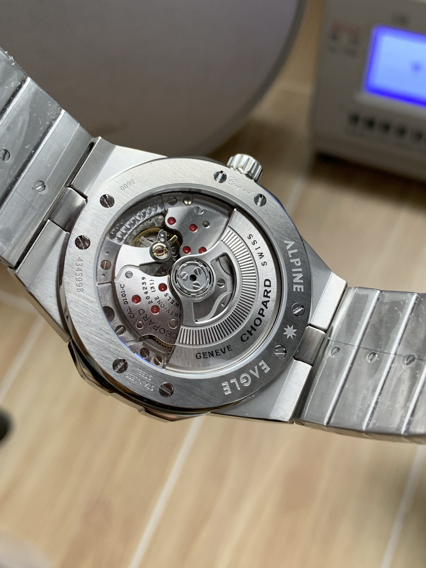 ショパール「Chopard」アルパインイーグルメンズウォッチ42mm