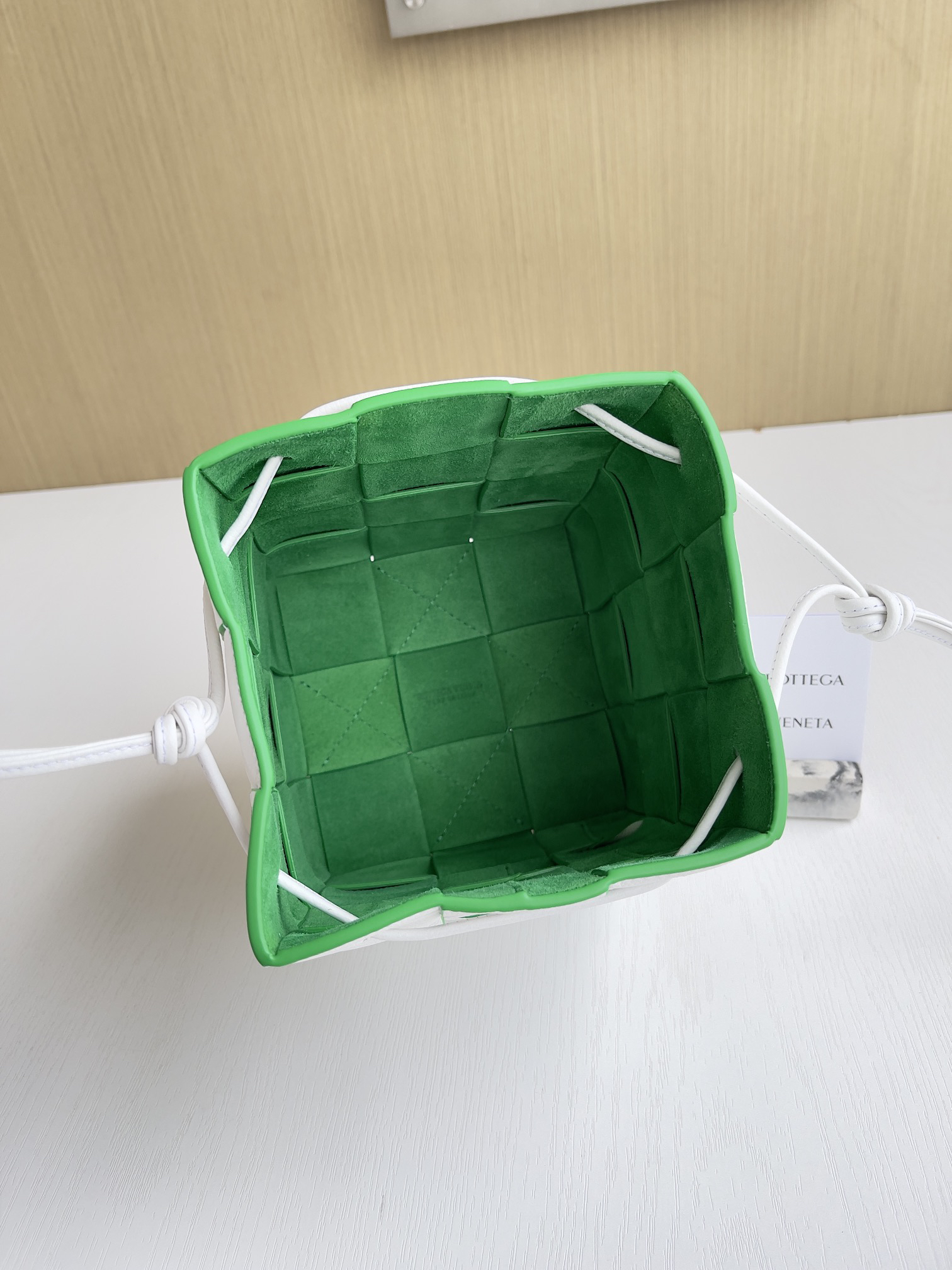 ボッテガ・ヴェネタ「Bottega Veneta」七夕限定 Intrecciato ミニバケットバッグ