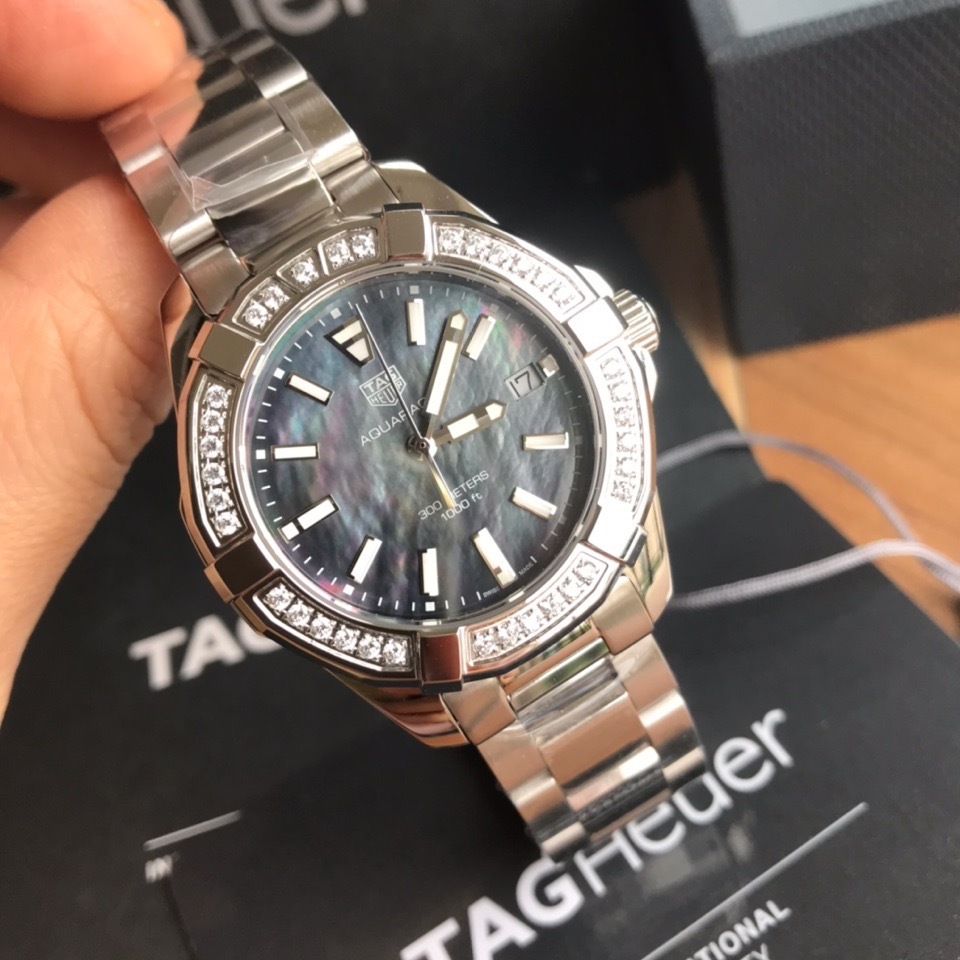 タグ・ホイヤー「TAG Heuer」アクアレーサークォーツ レディース 腕時計35mm
