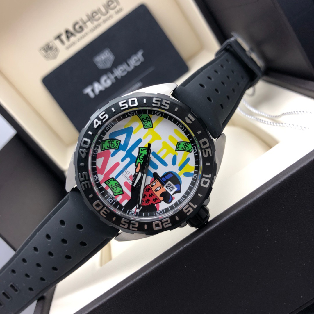 タグ・ホイヤー「TAG Heuer」カレラオートマティック ユニセックス 腕時計41mm