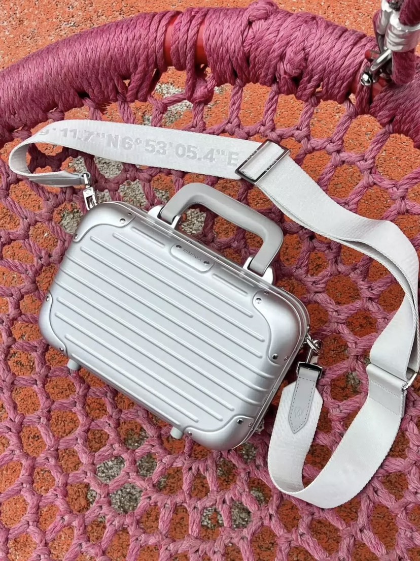 リモワ「RIMOWA」The Original Bag アルミニウムマグネシウム合金 ボックスバッグ