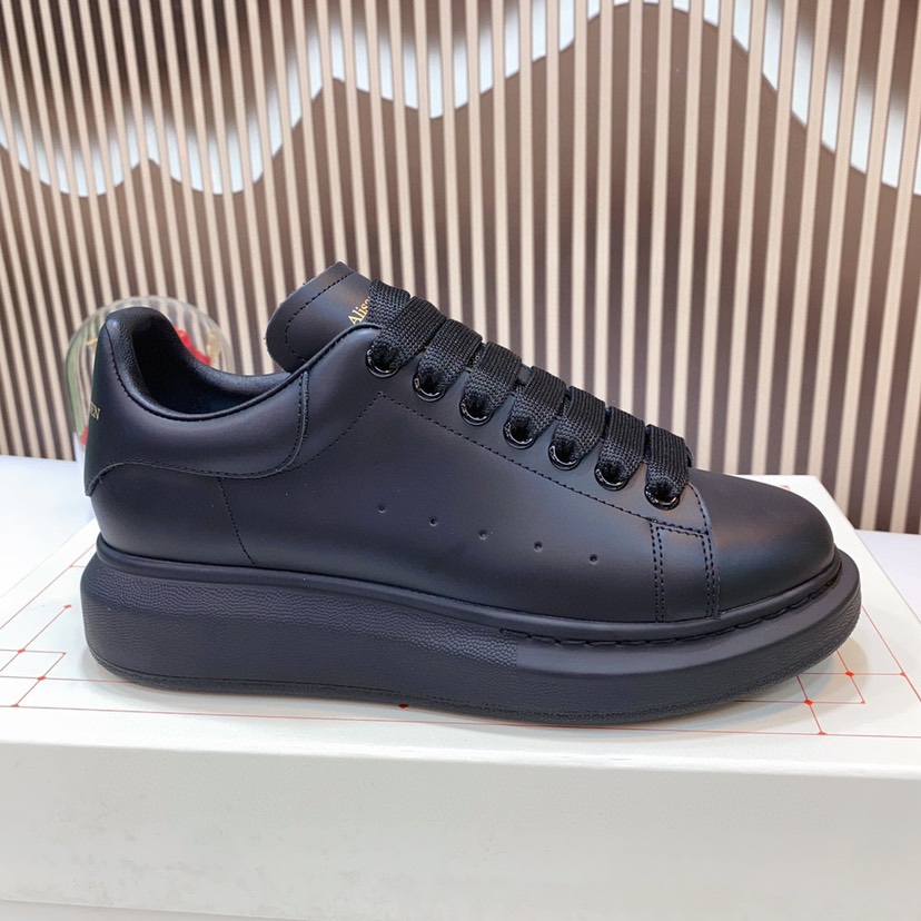 アレキサンダー・マックイーン［Alexander McQueen］Oversized Sneaker "Silk Gloss Leather" スニーカー