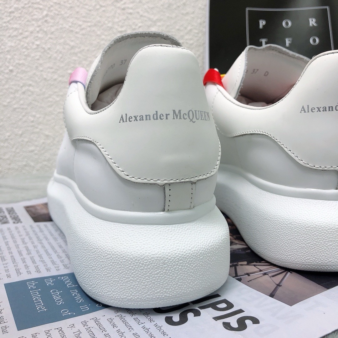 アレキサンダー・マックイーン［Alexander McQueen］Oversized Sneaker "Fluffy-Trim White" スニーカー