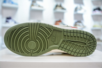 「コラボモデル」Supreme x Nike SB Dunk Low SUP ミッドナイトグリーン スニーカー