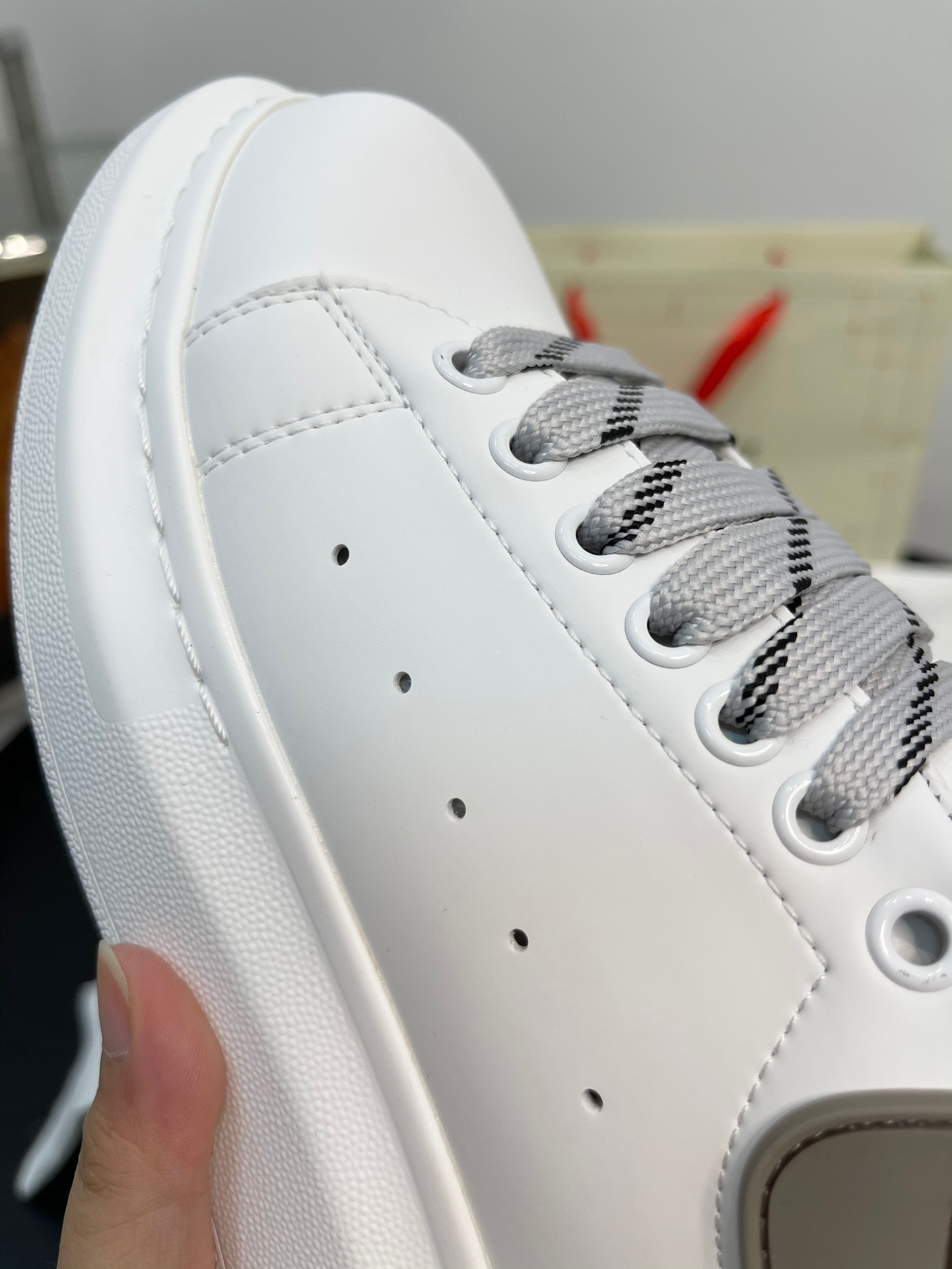 アレキサンダー・マックイーン［Alexander McQueen］Oversized Sneaker スニーカー