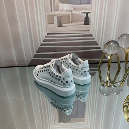 アレキサンダー・マックイーン［Alexander McQueen］Oversized Sneaker スニーカー