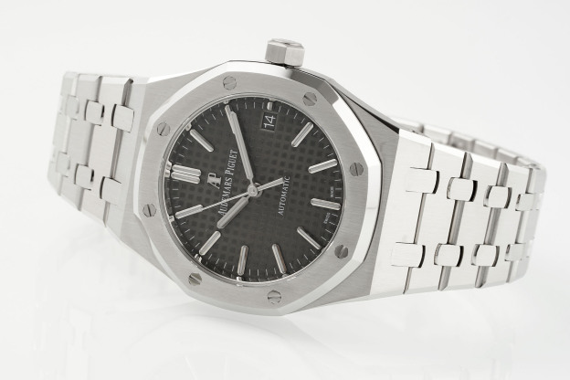 オーデマ ピゲ「Audemars Piguet」ロイヤルオーク 自動巻き腕時計 37MM
