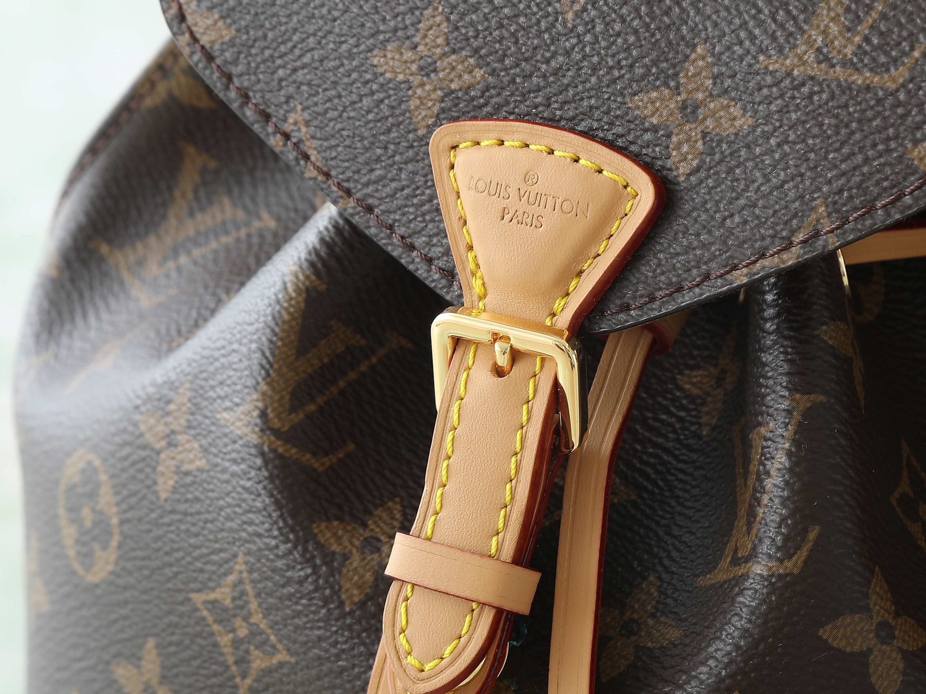 ルイ・ヴィトン「Louis Vuitton」MONTSOURIS BB バックパック