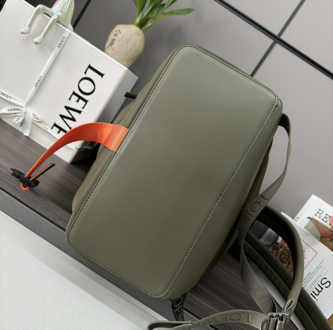 ロエベ「Loewe」Flex バックパック