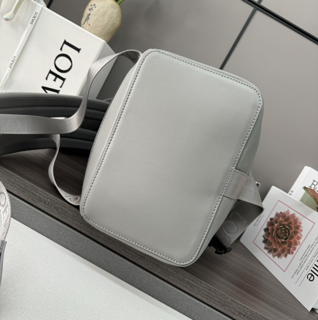 ロエベ「Loewe」Flex バックパック