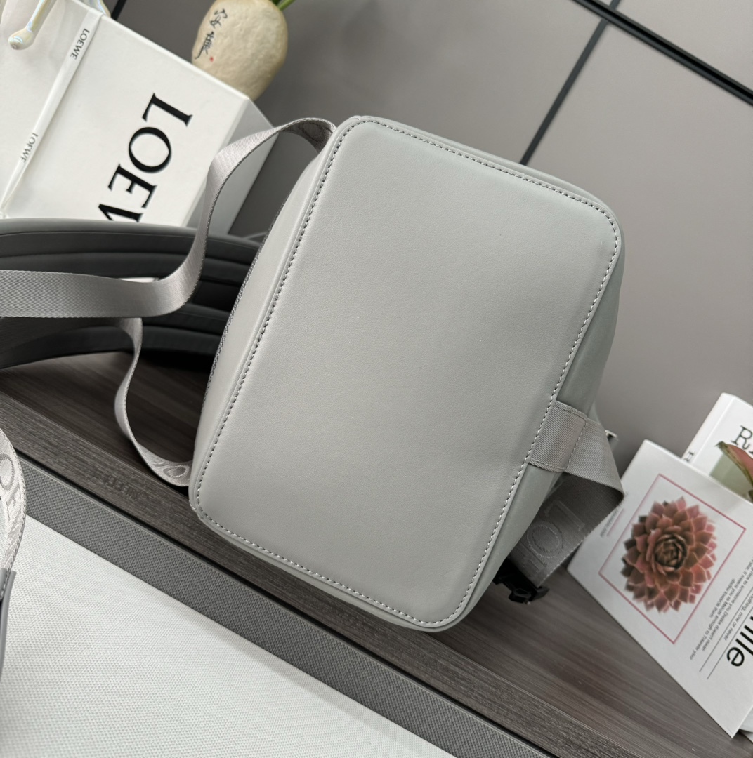 ロエベ「Loewe」Flex バックパック