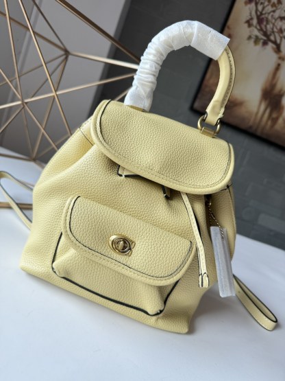 コーチ「Coach」Riya 21 デニム バックパック
