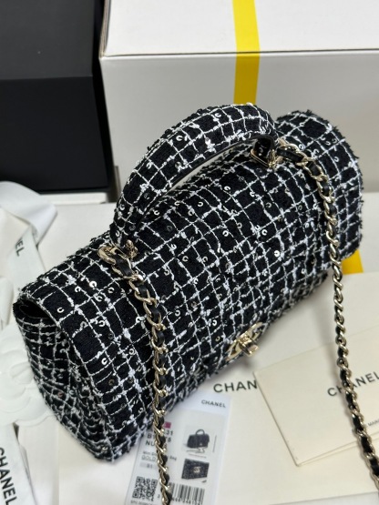 シャネル「Chanel」24P ツイード スパングル CFミニ ショルダーバッグ