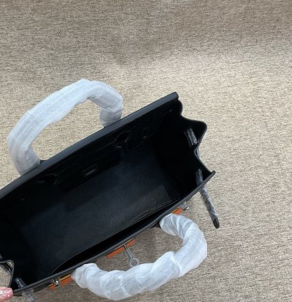 エルメス「Hermès」ミッドナイト ノワール スウィフトレザー バッグ