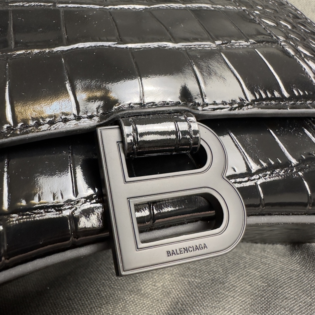 バレンシアガ「Balenciaga」Hourglass サンドバッグ ハンドバッグ