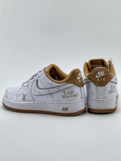 「コラボモデル」Louis Vuitton x Nike Air Force 1 Low スニーカー