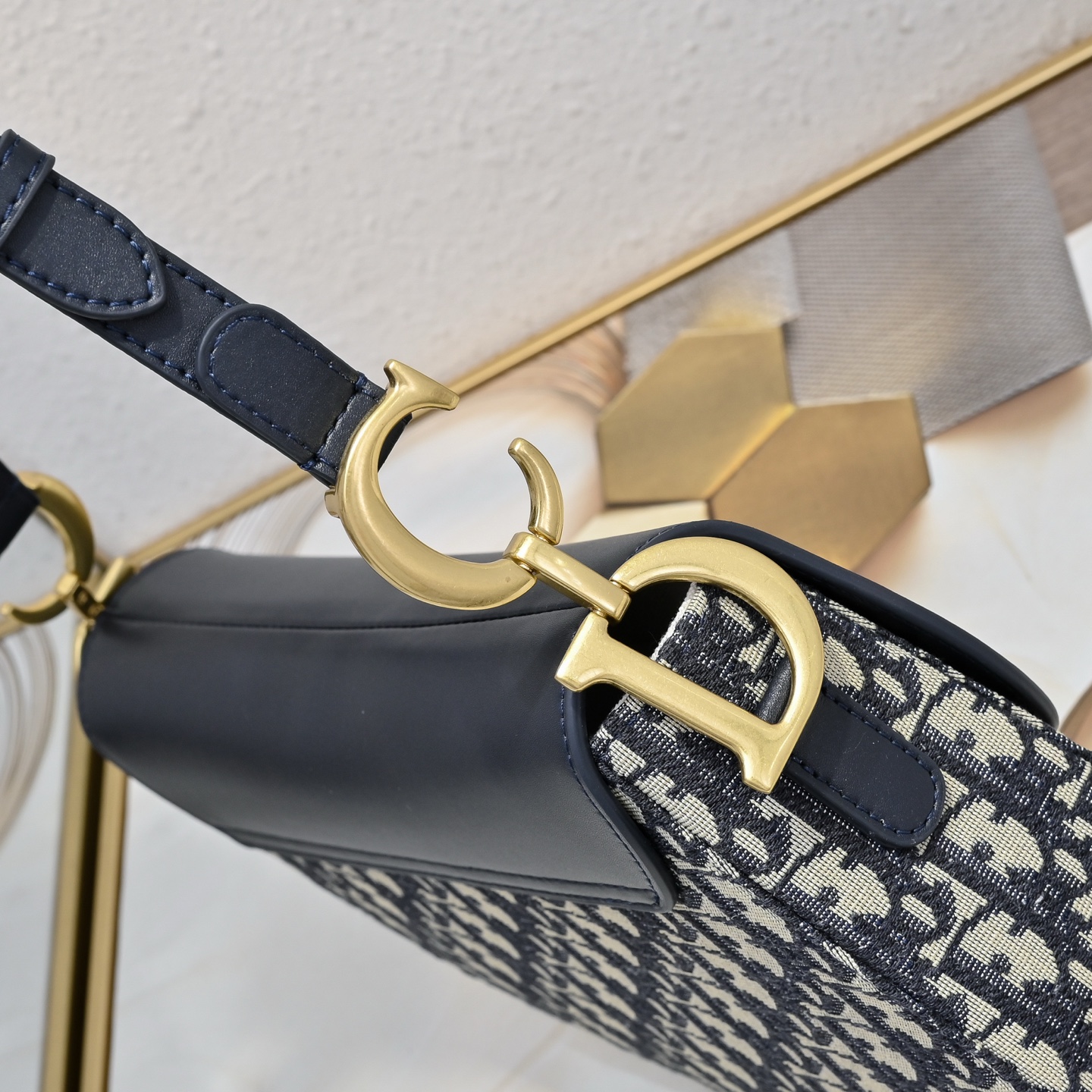 ディオール「Dior」サドルバッグ ショルダーバッグ