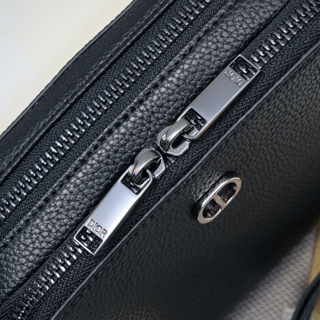 ディオール「Dior」Oblique 2024 ダブルジップ カメラバッグ