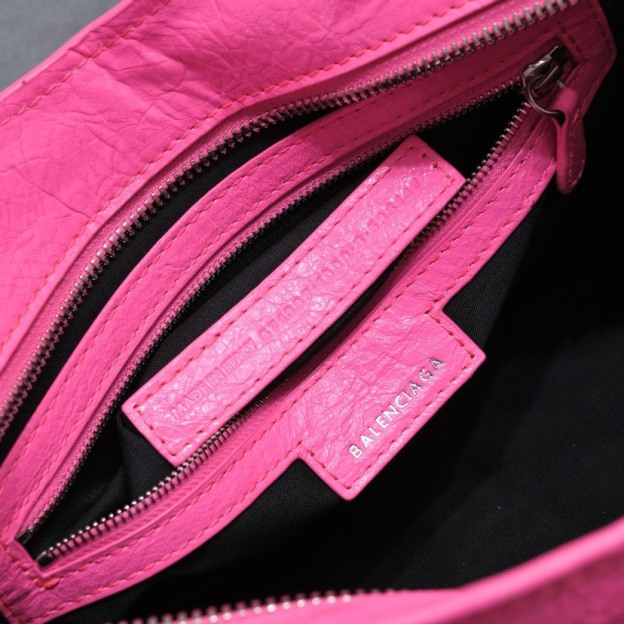 バレンシアガ「Balenciaga」 バイカー トレンチ ミディアム ショルダーバッグ