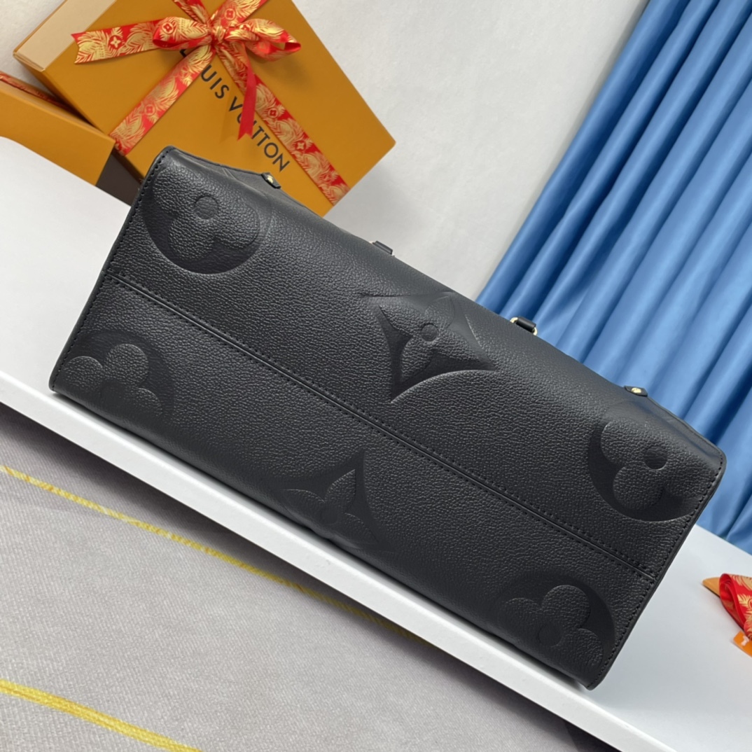 ルイ・ヴィトン「Louis Vuitton」ONTHEGO MM モノグラム エンプレイント トートバッグ