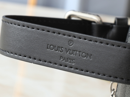 ルイ・ヴィトン「Louis Vuitton」Locker Dopp Kit トイレタリーバッグ