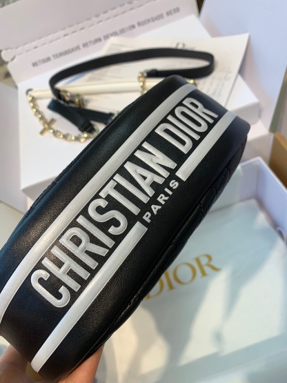 ディオール「Dior」ルナ クレセントバッグ レザー ショルダーバッグ