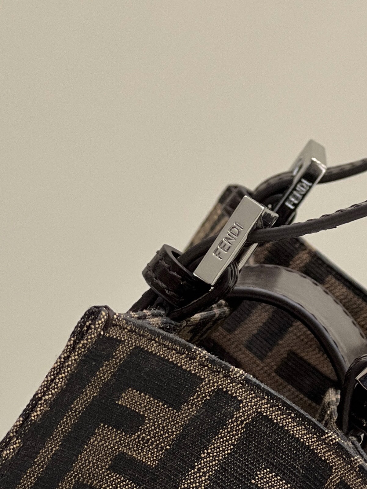 フェンディ「Fendi」ミニモノグラム トートバッグ