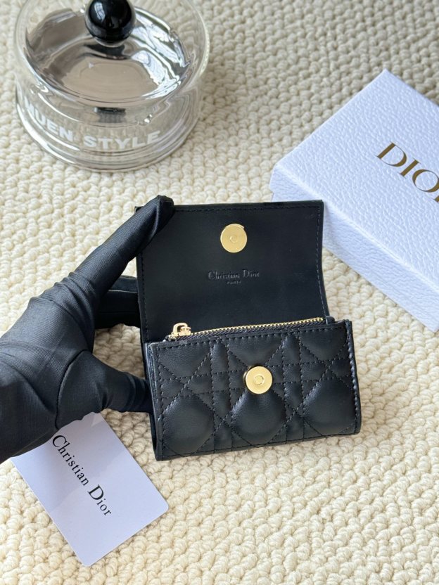 ディオール「Dior」マイ グリシン ウォレット ピンク ラムスキン カナージュ