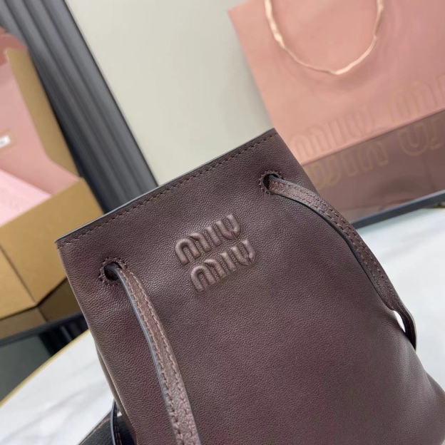 ミュウミュウ「Miu Miu」ミニ バケットバッグ ラムスキン マルチウェイ
