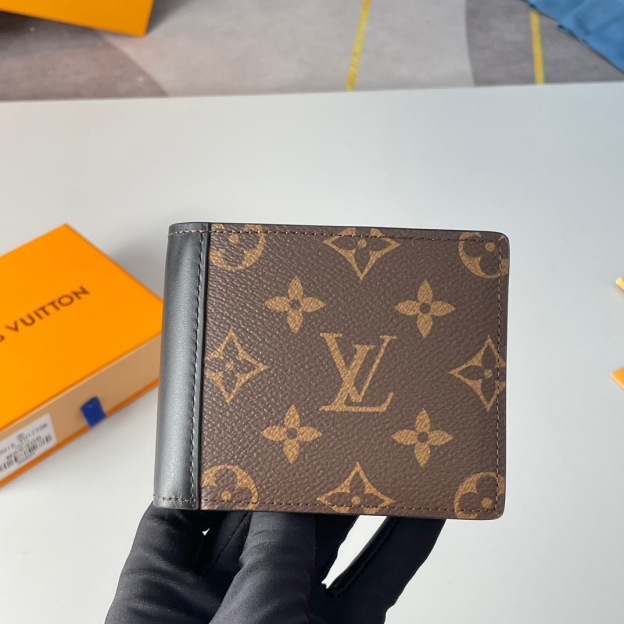 ルイ・ヴィトン「Louis Vuitton」MULTIPLE ウォレット