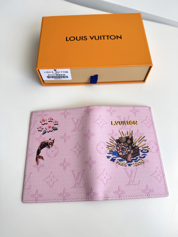 ルイ・ヴィトン「Louis Vuitton」MONOGRAM パスポートケース