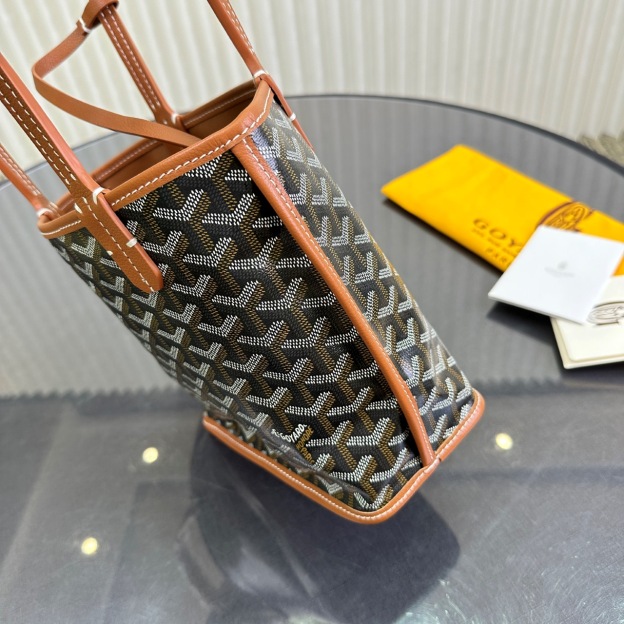 ゴヤール「Goyard」 SAINT LOUIS トートバッグ