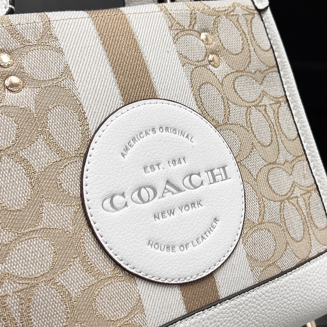 コーチ「Coach」シグネチャー ジャカード×レザー ショルダーバッグ