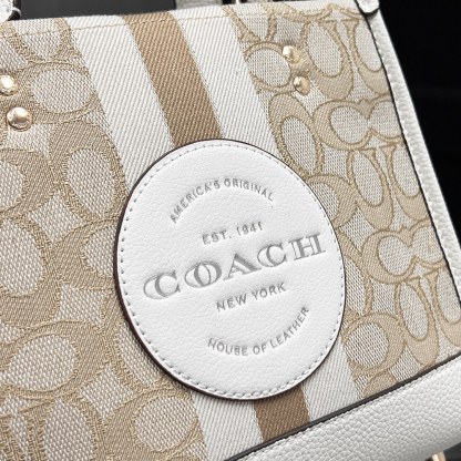 コーチ「Coach」シグネチャー ジャカード×レザー ショルダーバッグ