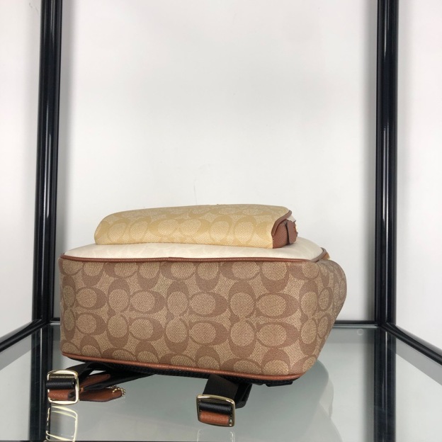 コーチ「Coach」COURT Bapa デュアルカラー バックパック