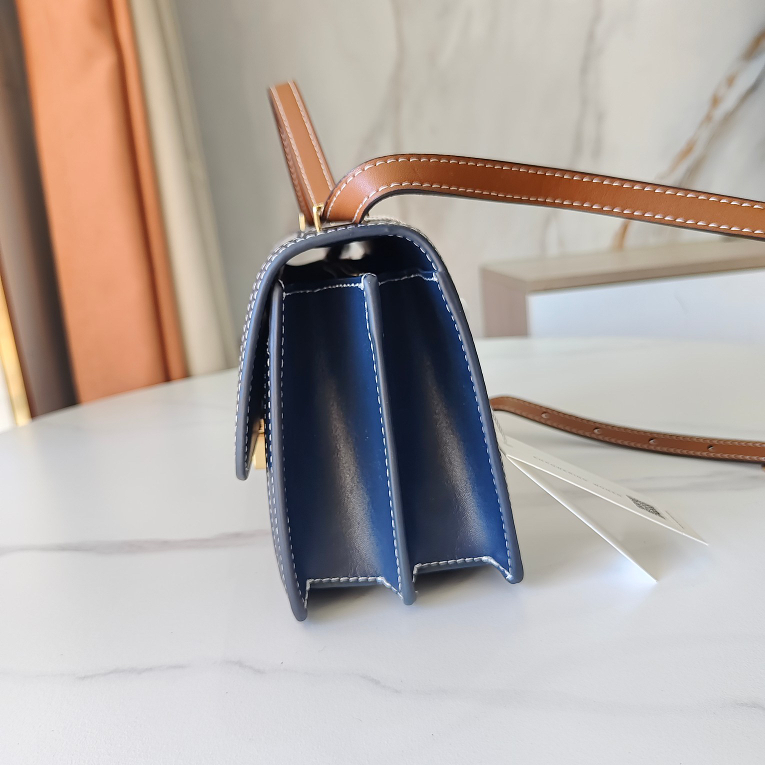 トリー バーチ「Tory Burch」 T Monogram ショルダーバッグ