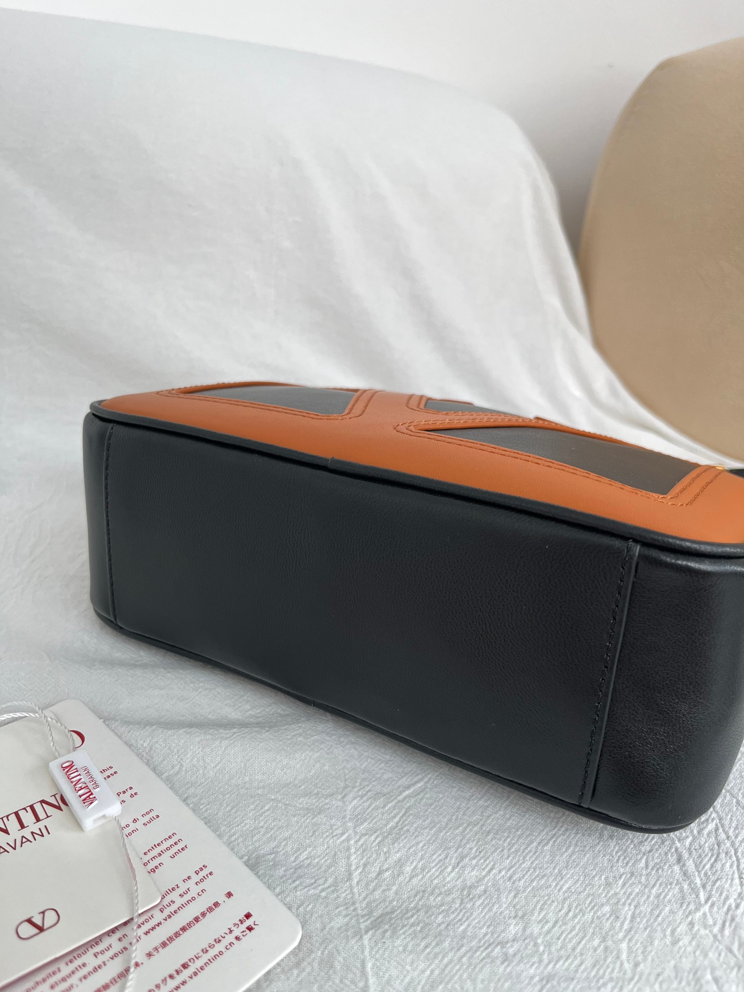 ヴァレンティノ「Valentino」  GARAVANI VIVA SUPERSTAR ショルダーバッグ