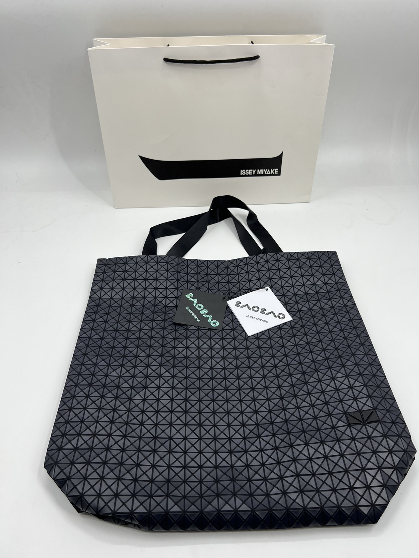 イッセイ・ミヤケ「Issey Miyake」ビジネストートバッグ