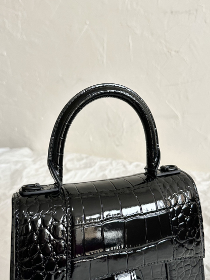 バレンシアガ「Balenciaga」Crocodile-Embossed Bag