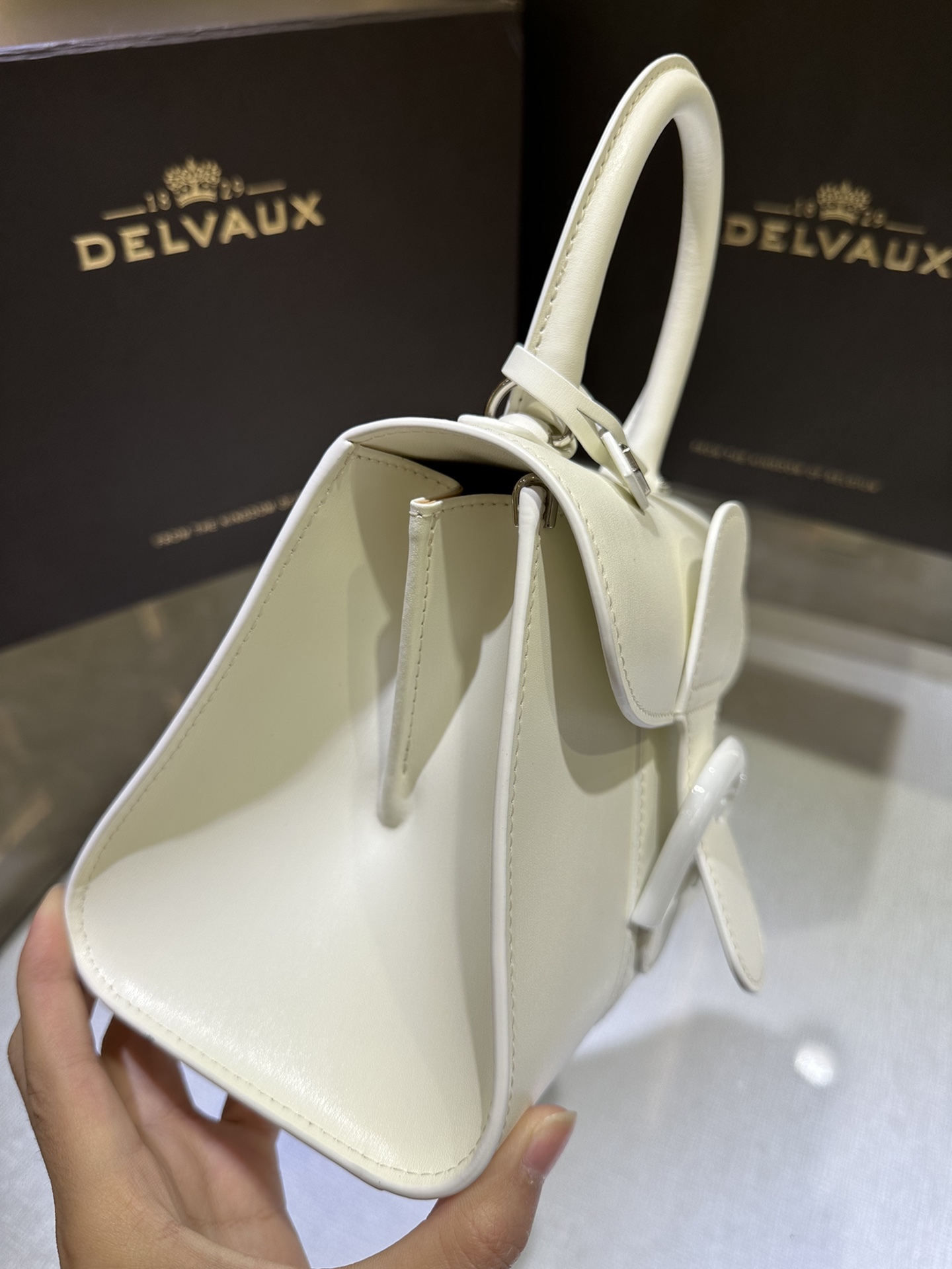 デルヴォー「Delvaux」Shoulder Bag