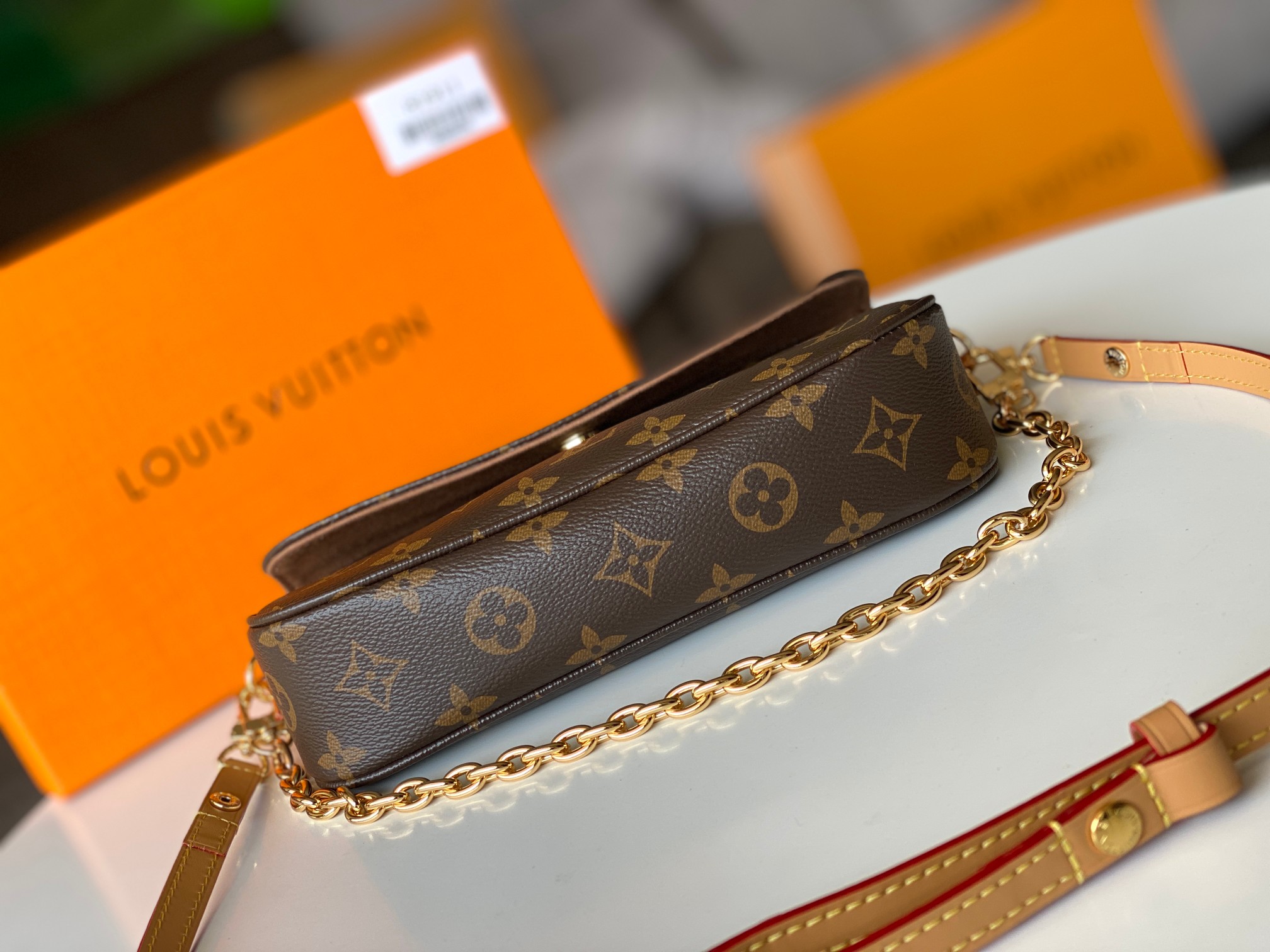 ルイ・ヴィトン「Louis Vuitton」ショルダーバッグ