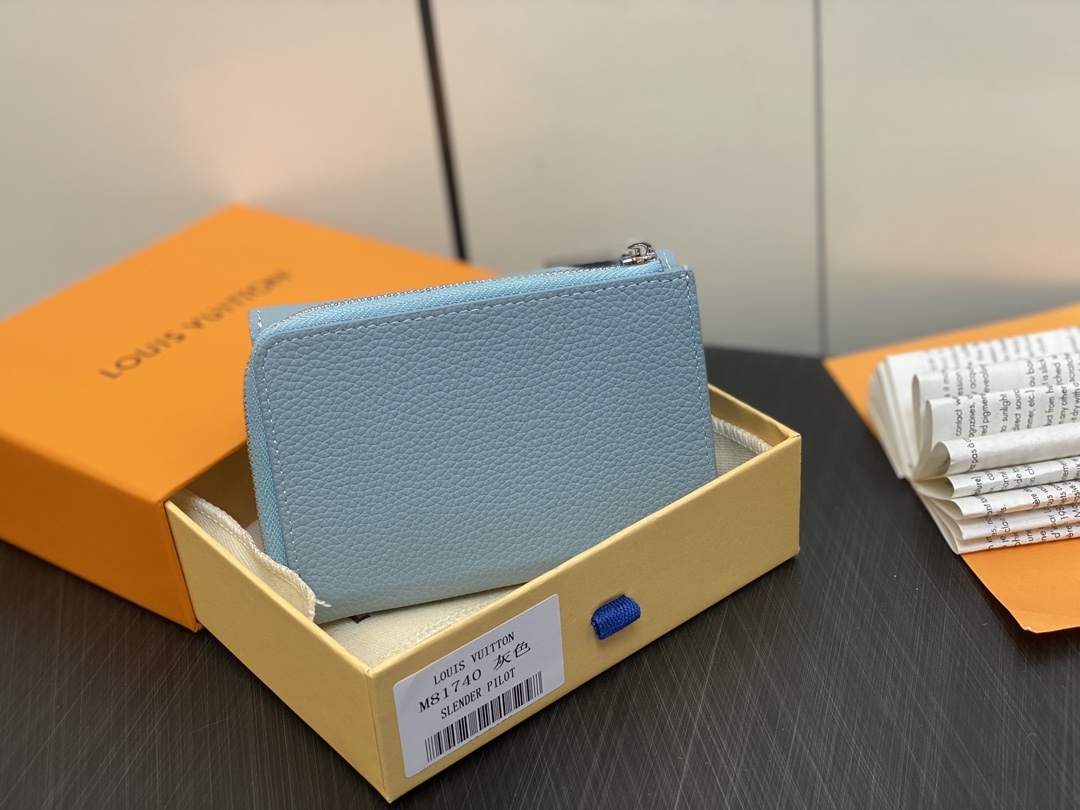 ルイ・ヴィトン「Louis Vuitton」ポルトフォイユ･パイロット
